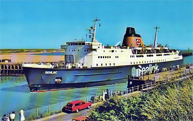 C:\fakepath\SENLAC entering Newhaven Harbour.jpg